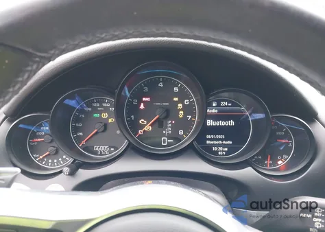 2018 Porsche Cayenne Platinum Edition z USA, uszkodzony, nr VIN WP1AA2A27JKA02734